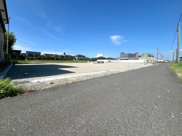 木更津市中里2丁目の土地(前面道路含む現地写真)