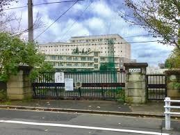 東千葉ハイツ３号棟(千葉市立椿森中学校)
