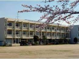 木更津市真里谷の中古一戸建て(木更津市立富来田小学校)