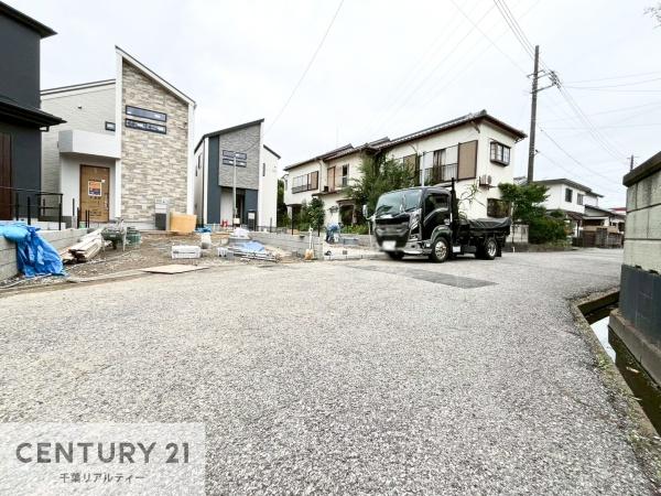 木更津市永井作2丁目の新築一戸建(前面道路含む現地写真)