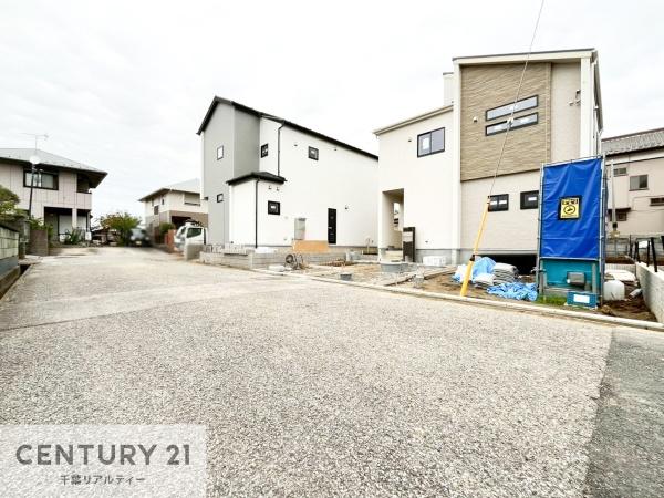 木更津市永井作2丁目の新築一戸建(前面道路含む現地写真)