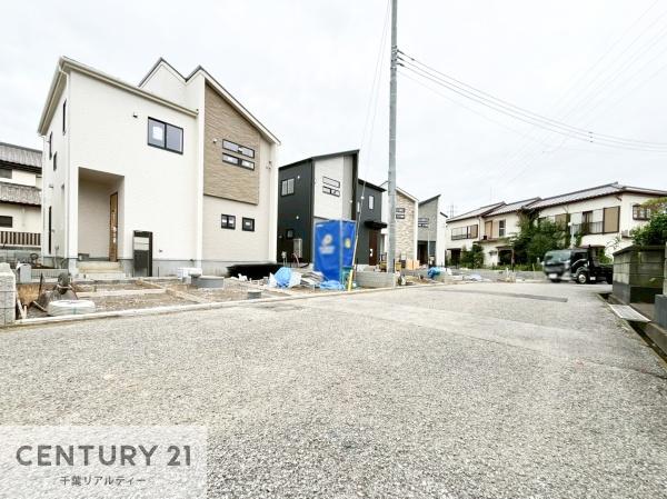 木更津市永井作2丁目の新築一戸建(前面道路含む現地写真)