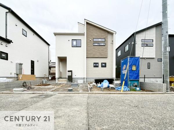 木更津市永井作2丁目の新築一戸建(前面道路含む現地写真)