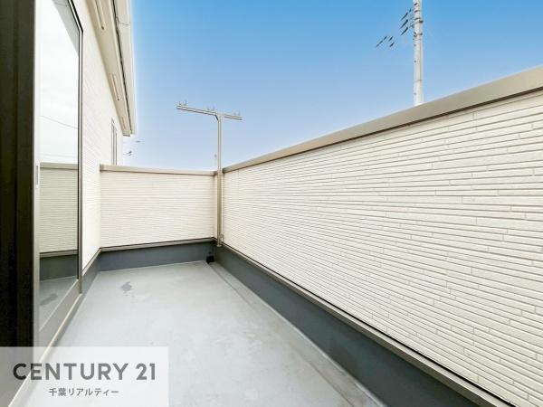 木更津市高砂1丁目の中古一戸建て(バルコニー)
