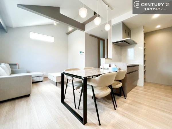 木更津市中央2丁目の中古一戸建て(リビング)
