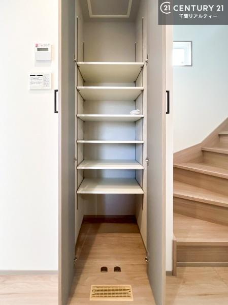 木更津市中央2丁目の中古一戸建て(収納)