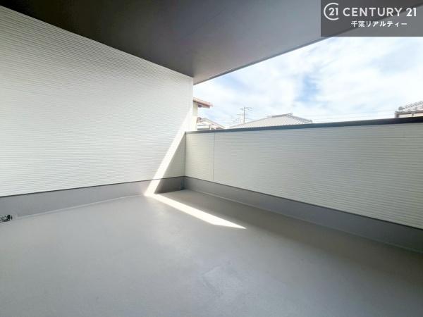 木更津市岩根4丁目の新築一戸建(バルコニー)