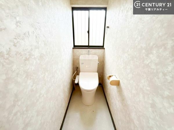 市原市浅井小向の中古一戸建て(トイレ)