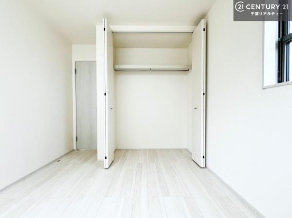 市原市姉崎の新築一戸建(収納)