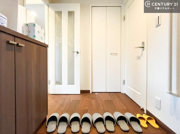 市原市うるいど南2丁目の中古一戸建て(玄関)