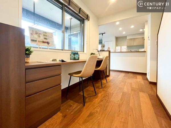 市原市うるいど南2丁目の中古一戸建て(リビング)