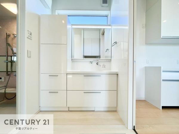 木更津市金田東4丁目の中古一戸建て(洗面台・洗面所)