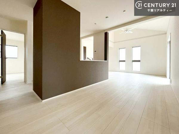 市原市姉崎の新築一戸建(リビング)