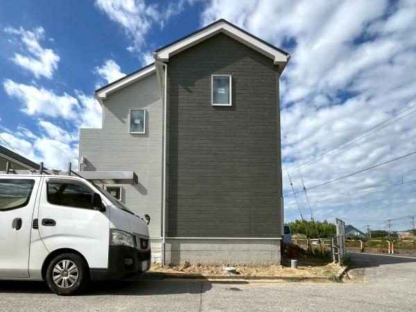 君津市人見３丁目の新築一戸建