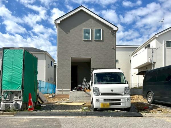 君津市人見３丁目の新築一戸建