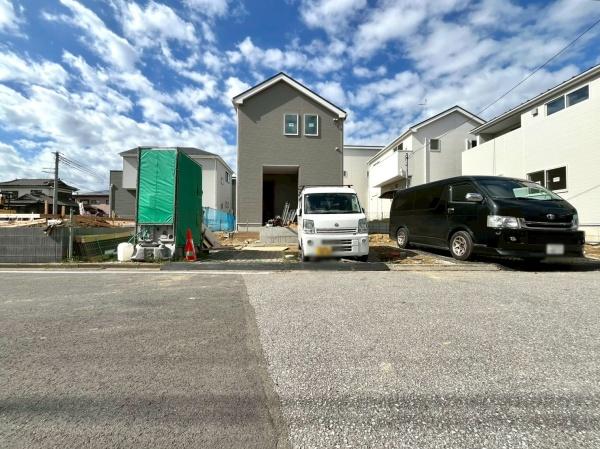 君津市人見３丁目の新築一戸建