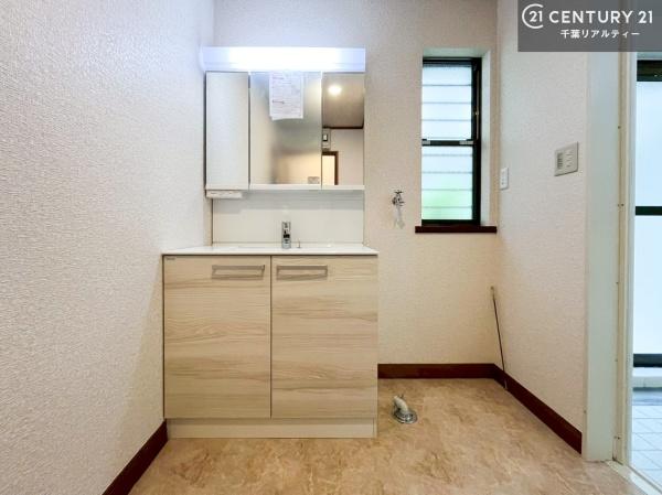 木更津市真舟1丁目の中古一戸建て(洗面台・洗面所)