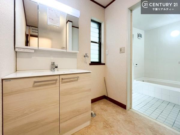 木更津市真舟1丁目の中古一戸建て(洗面台・洗面所)