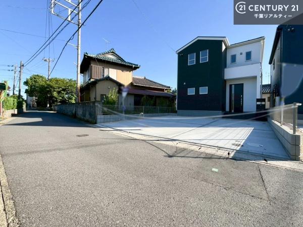 市原市青柳の新築一戸建(前面道路含む現地写真)