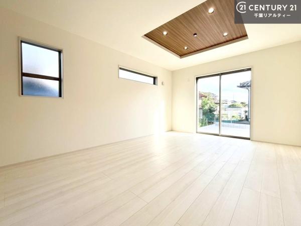 市原市青柳の新築一戸建(リビング)
