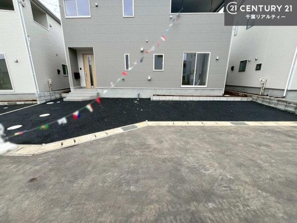 市原市山田橋3丁目の新築一戸建(駐車場)