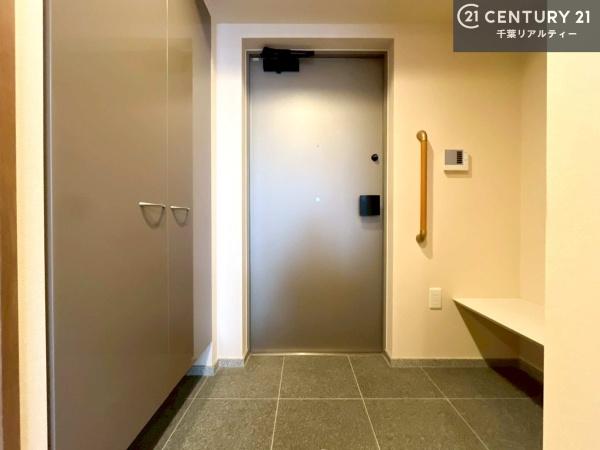 デュオセーヌ千葉ちはら台駅前(玄関)
