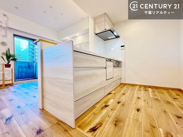 マックスタワー