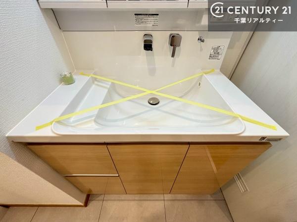 マックスタワー