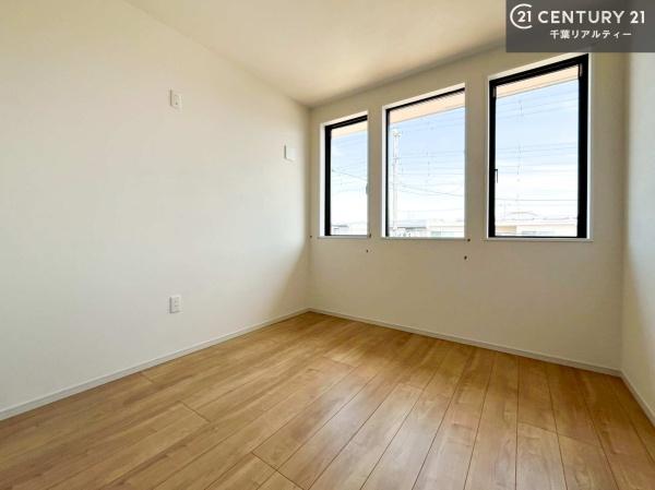 袖ケ浦市蔵波台5丁目　2号棟　新築戸建て