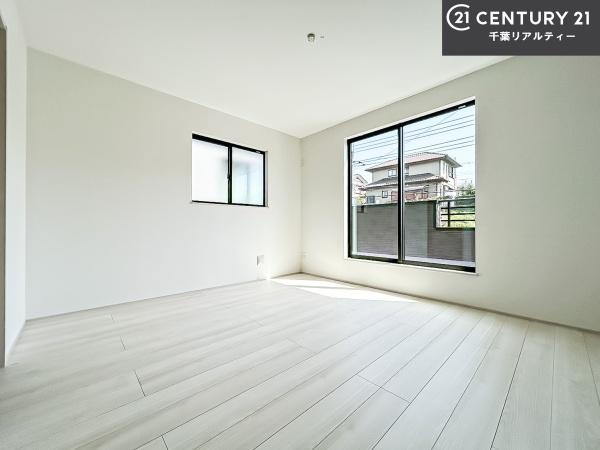 成田市大袋I　B号棟