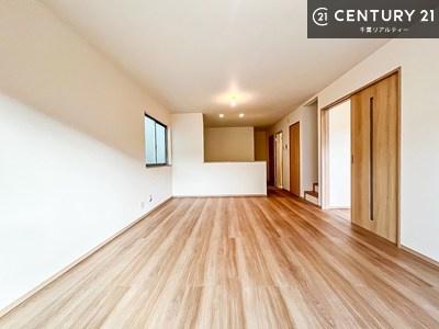 成田市大袋I　B号棟