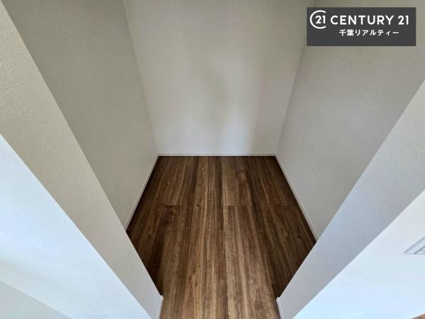 千葉市中央区旭町　１号棟