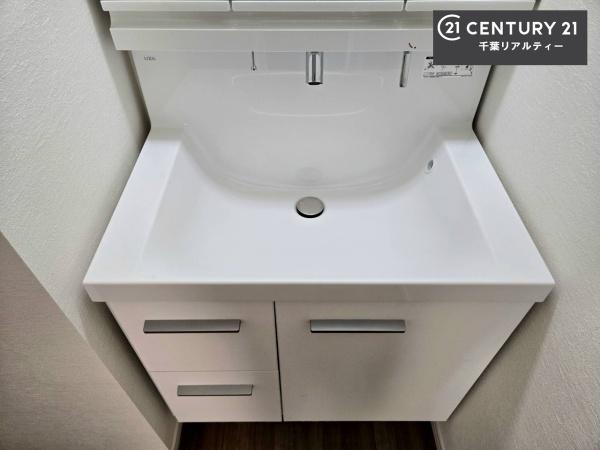 千葉市中央区旭町　１号棟