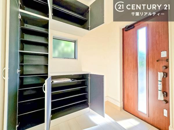 千葉市中央区寒川町２丁目　３号棟