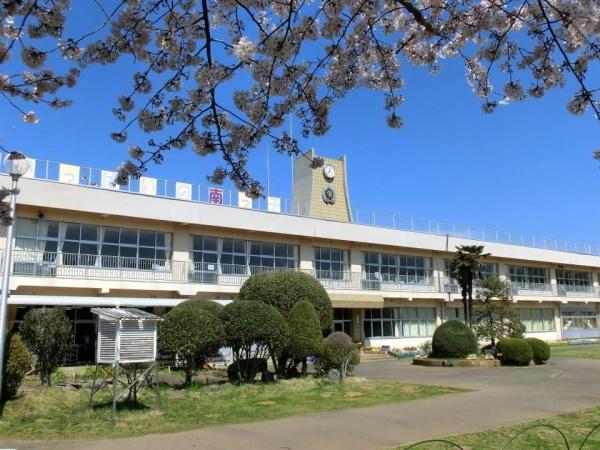 富里市御料　2号棟(富里市立富里南小学校)