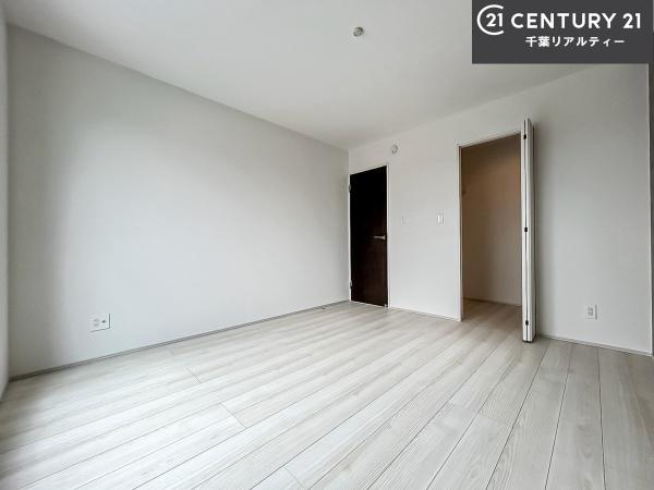 富里市御料　2号棟