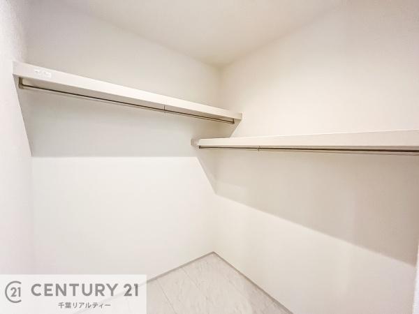 富里市御料　2号棟