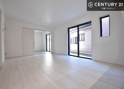 富里市御料　2号棟