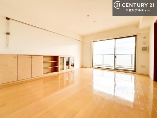 ザ・ガーデンアイル