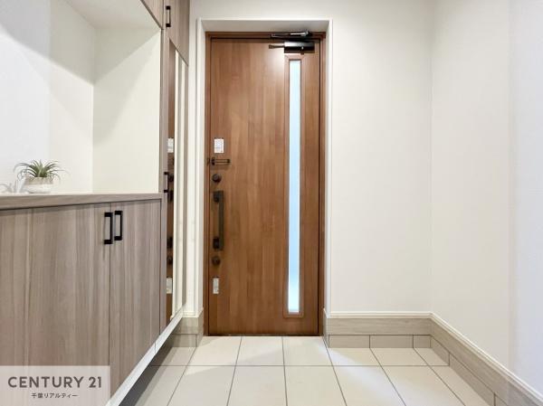 君津市人見３丁目の新築一戸建