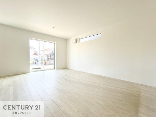 君津市人見３丁目の新築一戸建