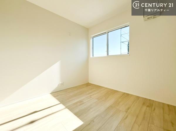 君津市人見３丁目の新築一戸建