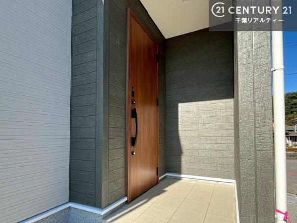 君津市人見３丁目の新築一戸建