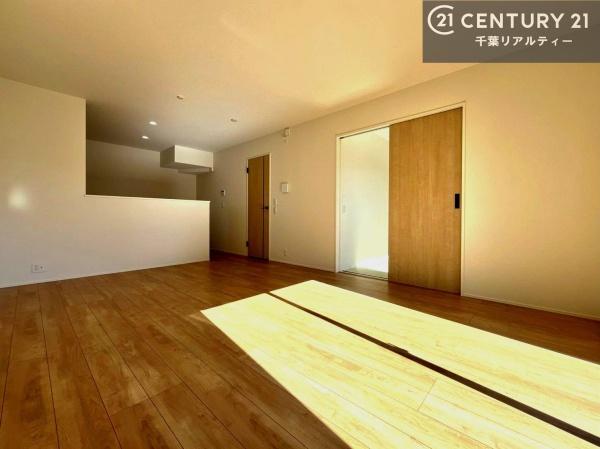 君津市人見３丁目の新築一戸建