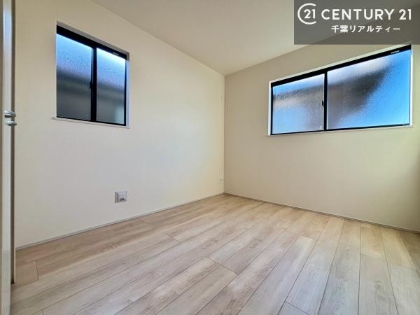 成田市大袋I　B号棟