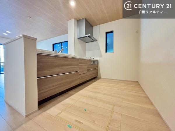 成田市大袋I　B号棟