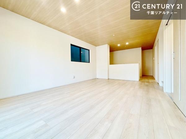 成田市大袋I　B号棟