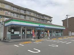 稲毛スカイタウン・ふれあいの街弐号館(ファミリーマート稲毛小中台町店)