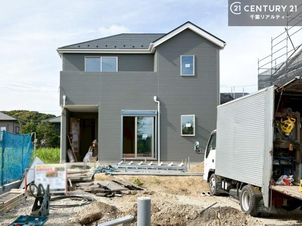 君津市人見３丁目の新築一戸建