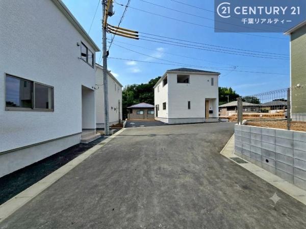 四街道市内黒田　８号棟